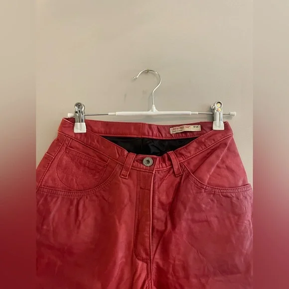 Levi’s Red Tab Red Leather Pants Skinny Fit and High Waisted - Picture 3 of 7